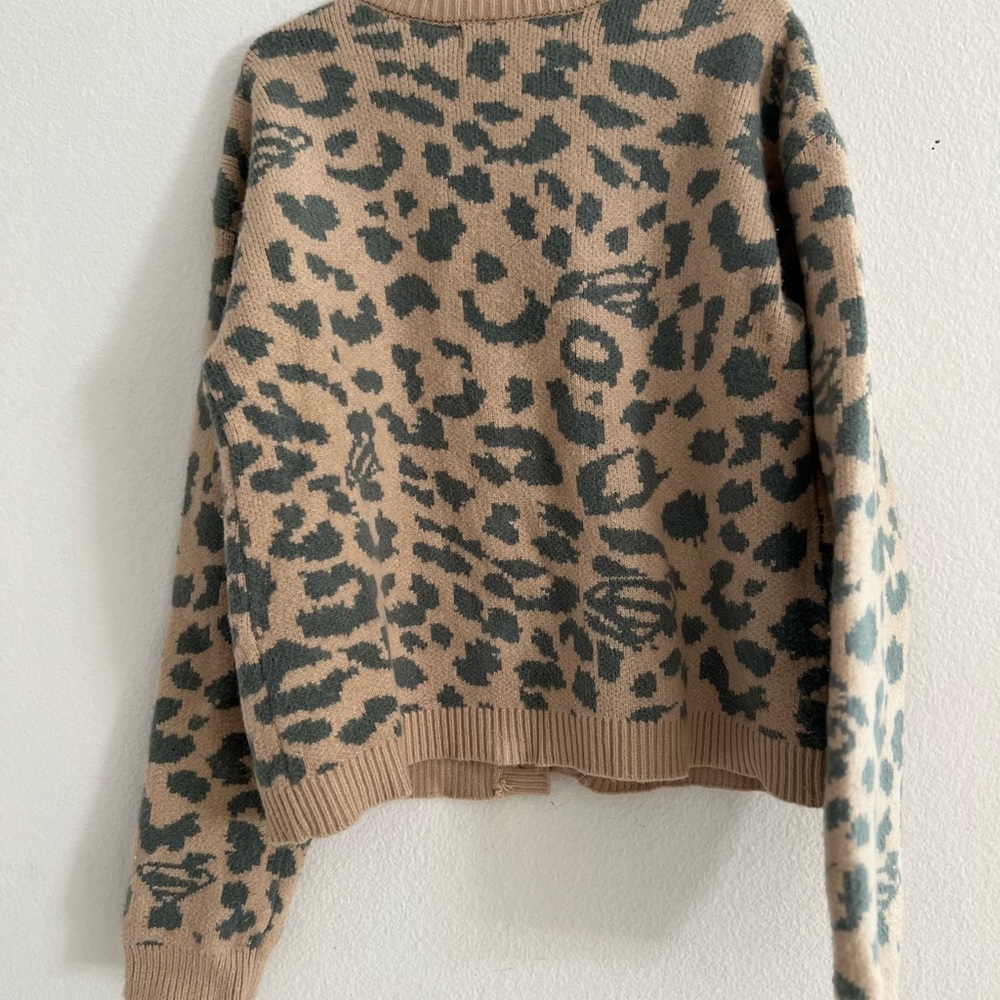 Girls brown Superman button up cardigan sweater. - Picture 8 of 13